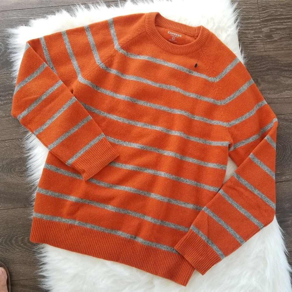 Lambs Wool Sweater Large
